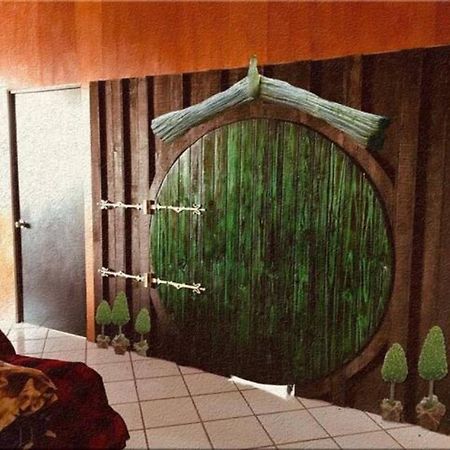 Hostal Hobbit メキシコシティ エクステリア 写真
